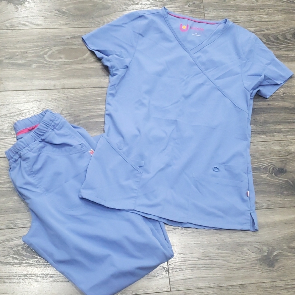 Urbane Ultimate Scrub Set -Light Sky Blue